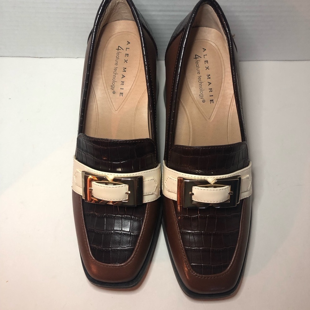 Alex Marie Elegant Brown and Cream Women's Loafers NEW size 6.5 - Picture 7 of 16